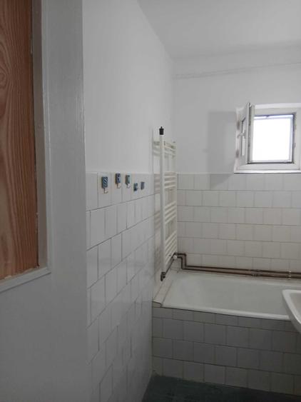Apartament cu 2 camere semidecomandat în Dumbrăvița