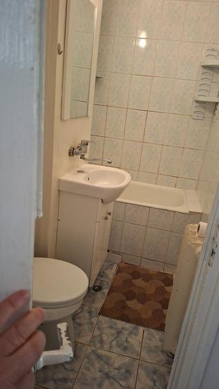 Apartament cu 2 camere semidecomandat în Rucăr
