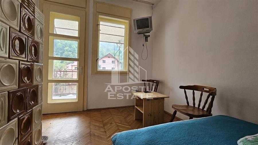 Duplex cu 5 camere cu Canalizare în Moneasa
