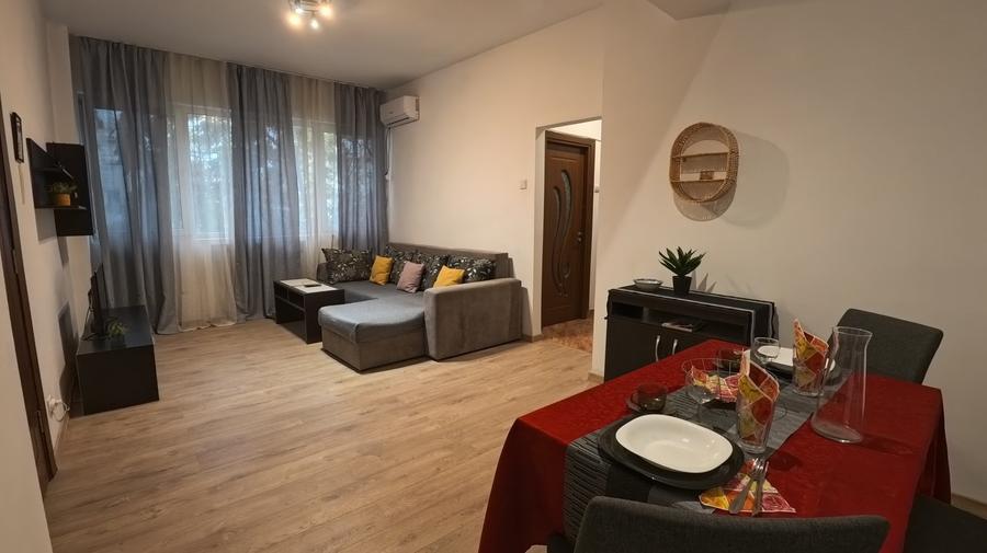 Apartament cu 2 camere semidecomandat în Magheru