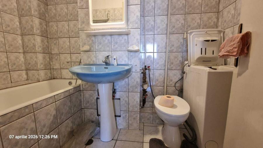 Apartament cu 2 camere decomandat în Sud