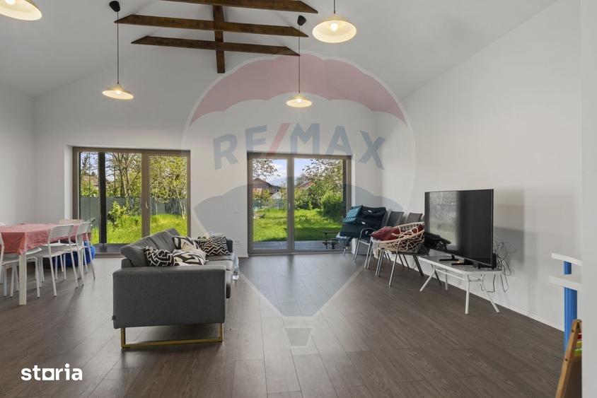 Casă cu 4 camere cu Teren 952 Mp în Moara Vlăsiei