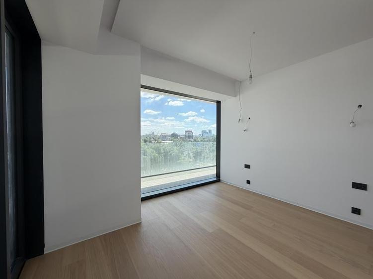 Apartament cu 3 camere decomandat în Floreasca