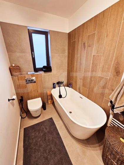 Duplex cu 4 camere cu Canalizare în Popești