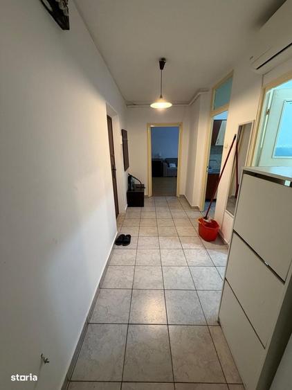 Apartament cu 3 camere decomandat în 13 Septembrie