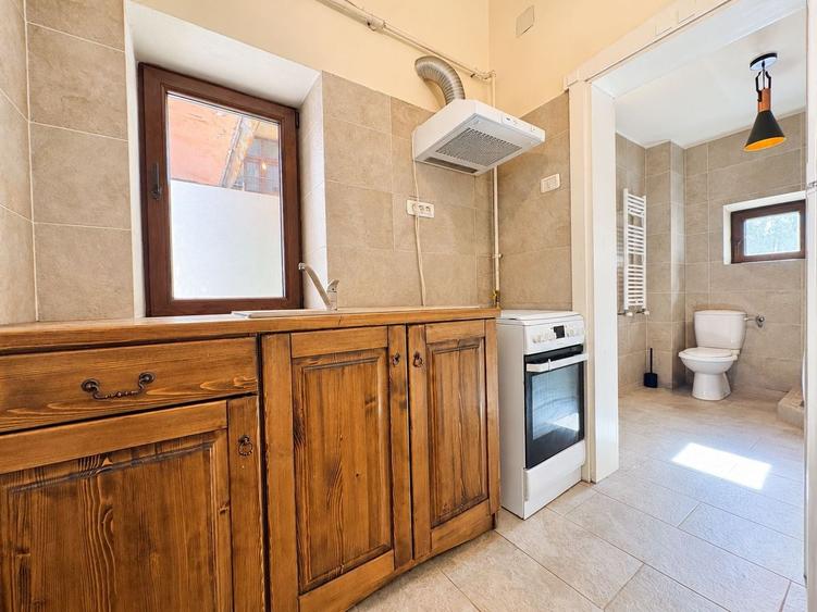 Apartament cu 2 camere semidecomandat în Sinaia