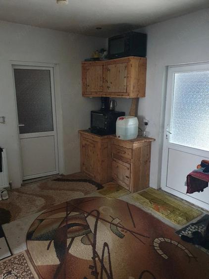 Casă cu 3 camere cu Teren 535 Mp în Central