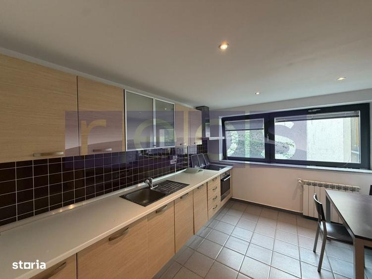 Apartament cu 3 camere în Nordului