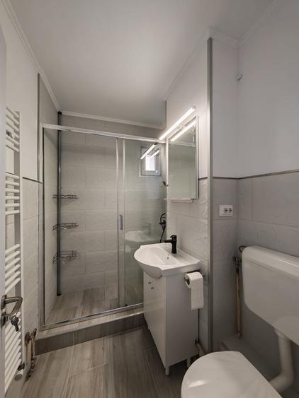Apartament cu 2 camere decomandat în Astra