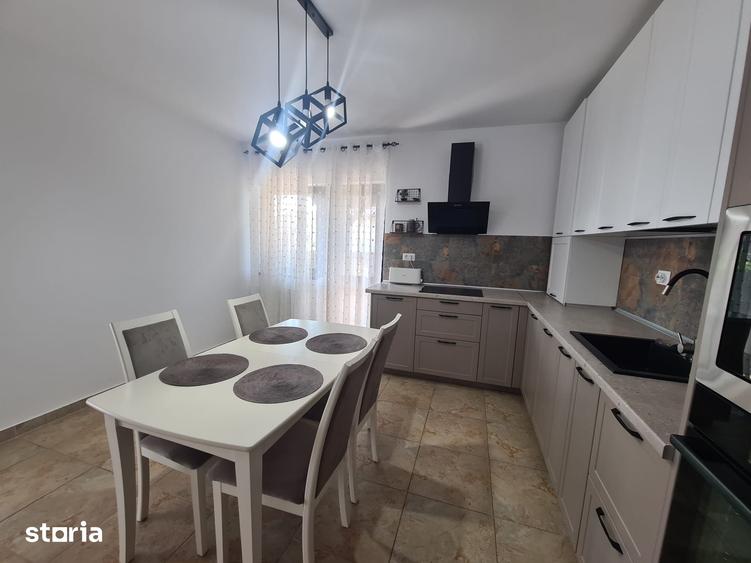 Casă cu 3 camere cu Teren 250 Mp în Lilieci