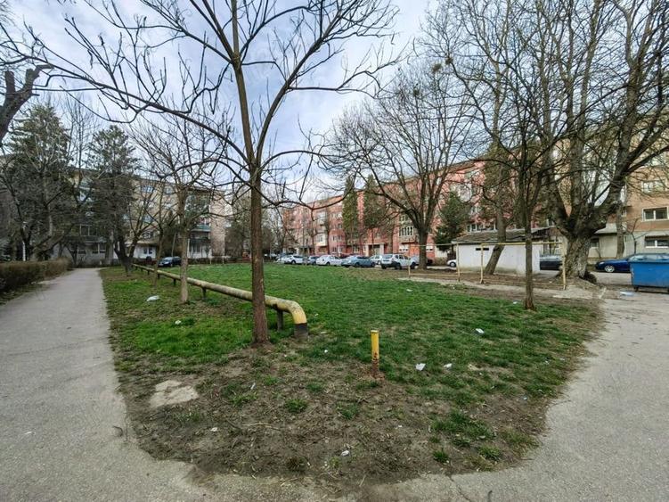 Teren de 1593 mp, în Central