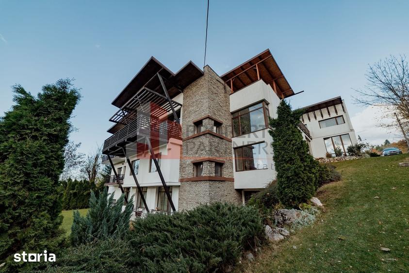 Casă cu Teren 2371 Mp în Bran