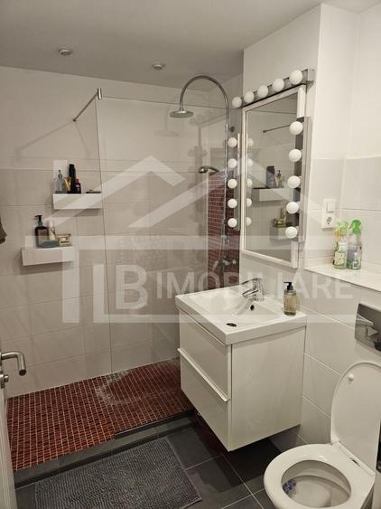 Apartament cu 2 camere decomandat, mobilat în Livezeni