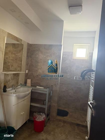 Apartament cu 4 camere decomandat în 7 Noiembrie