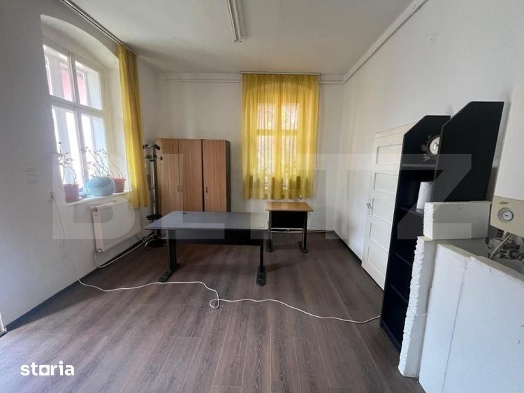 Casă cu 4 camere cu Teren 225 Mp în Ultracentral