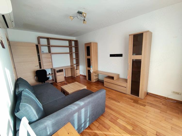 Apartament cu 3 camere decomandat în Aradului