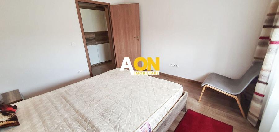 Apartament cu 3 camere decomandat, mobilat în Cetate