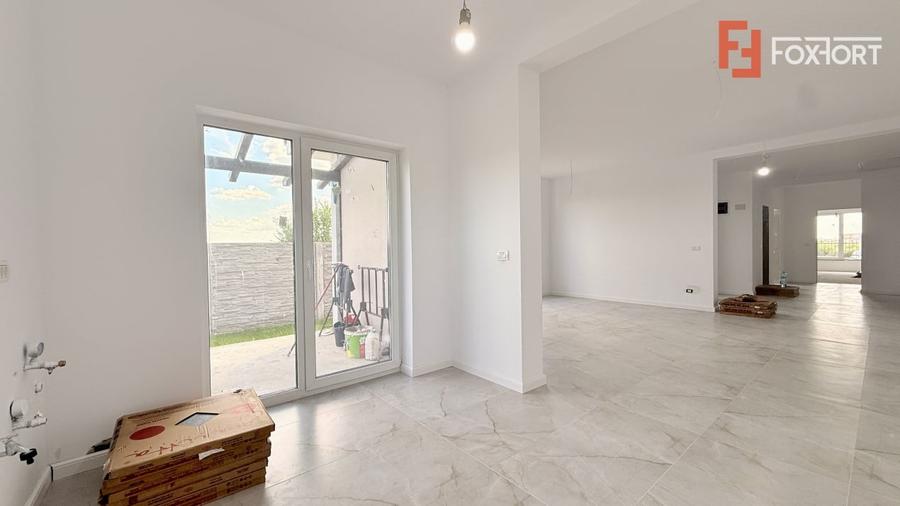 Duplex cu 3 camere cu Canalizare în Moșnița Nouă