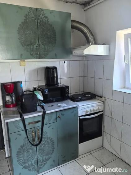 Garsonieră decomandată în Central