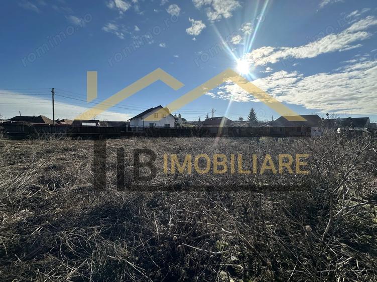 Casă cu 4 camere cu Canalizare în Râciu
