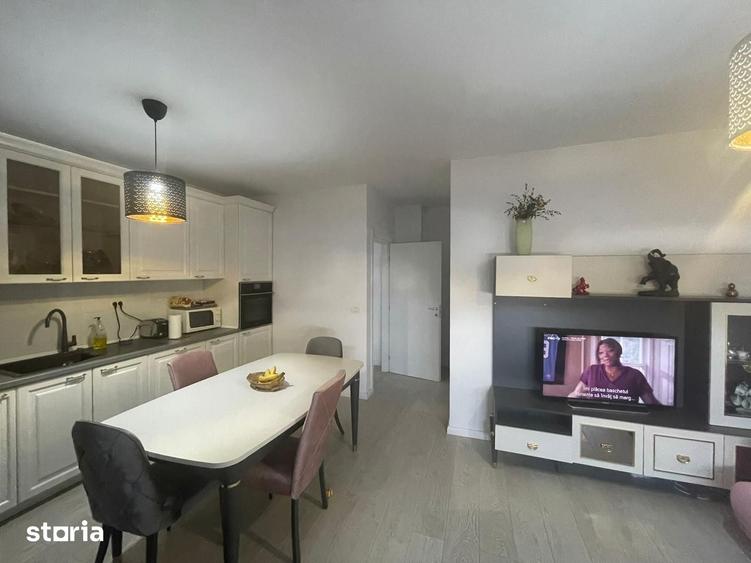 Apartament cu 4 camere decomandat în Dămăroaia