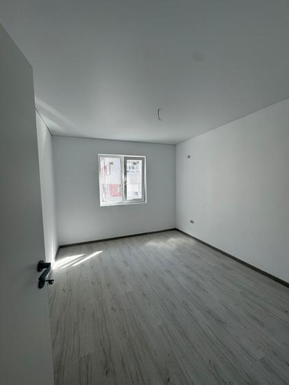 Apartament cu 2 camere semidecomandat în Militari