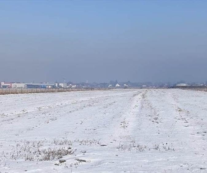 Teren Construcții intravilan de 1049 mp, în Pănicel