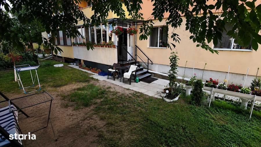 Apartament cu 3 camere decomandat în Cetate