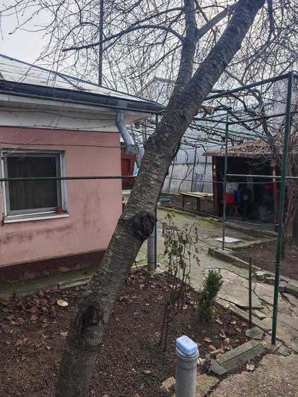 Vand casa zona Salaj sector 5 - 1