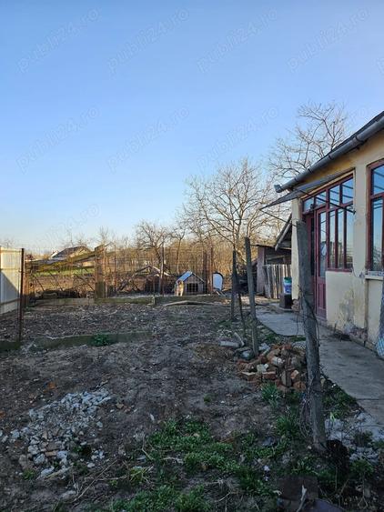 Casă cu 3 camere cu Teren 1088 Mp în Vinga