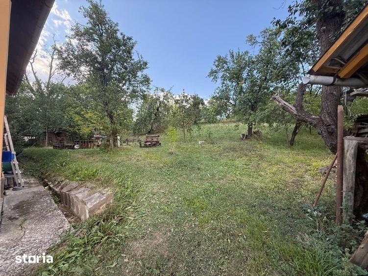 Casă cu 4 camere cu Teren 168 Mp în Șișești