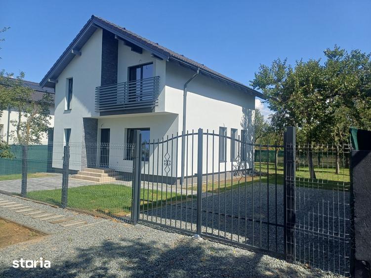 Casă cu 3 camere cu Teren 540 Mp în Central