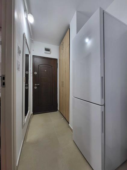 Garsonieră decomandată în Micro 1