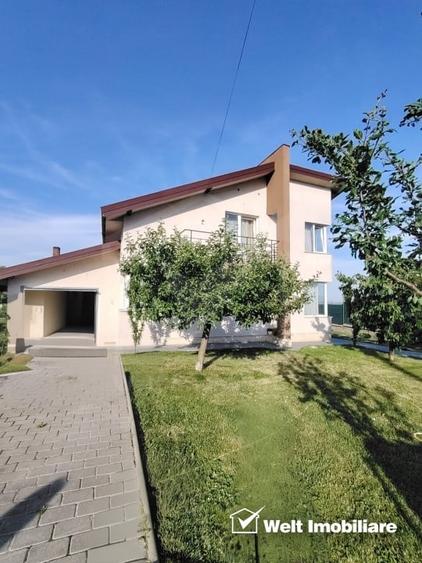 Casă individuală cu 5 camere cu Canalizare în Iris