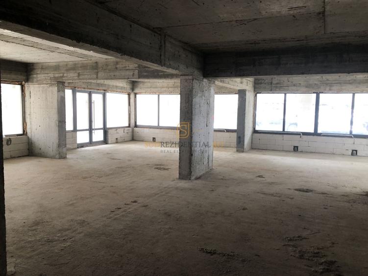 Spațiu comercial, de 240 mp, în Olteniței