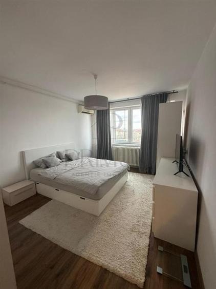 Apartament cu 2 camere decomandat, mobilat în Olimpia-Stadion
