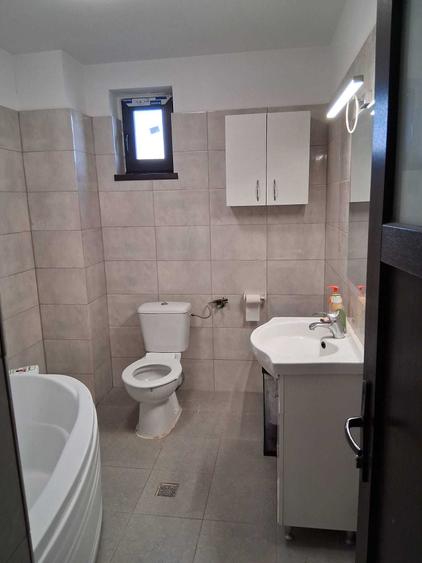 Casă cu 4 camere cu Teren 115 Mp în Est