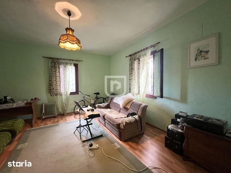 Casă cu 4 camere cu Teren 904 Mp în Frasin