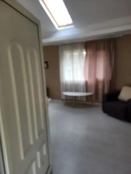 Casă cu 3 camere în Central