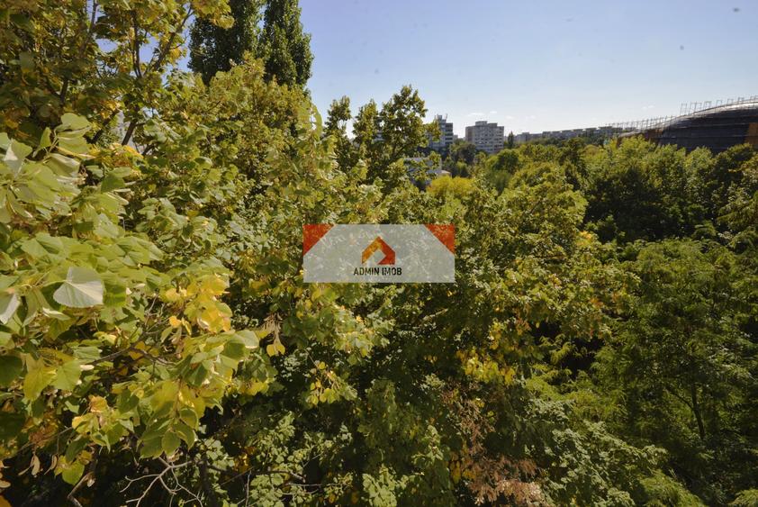 Apartament cu 2 camere semidecomandat în Drumul Taberei