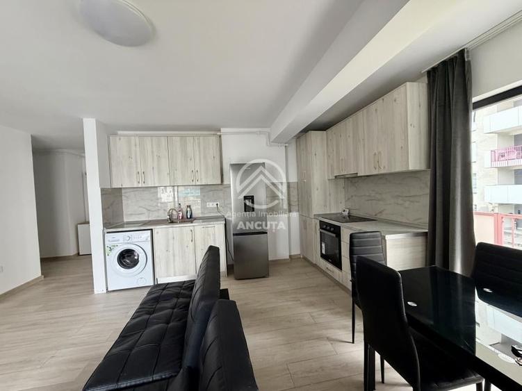 Apartament cu 3 camere decomandat în Florești