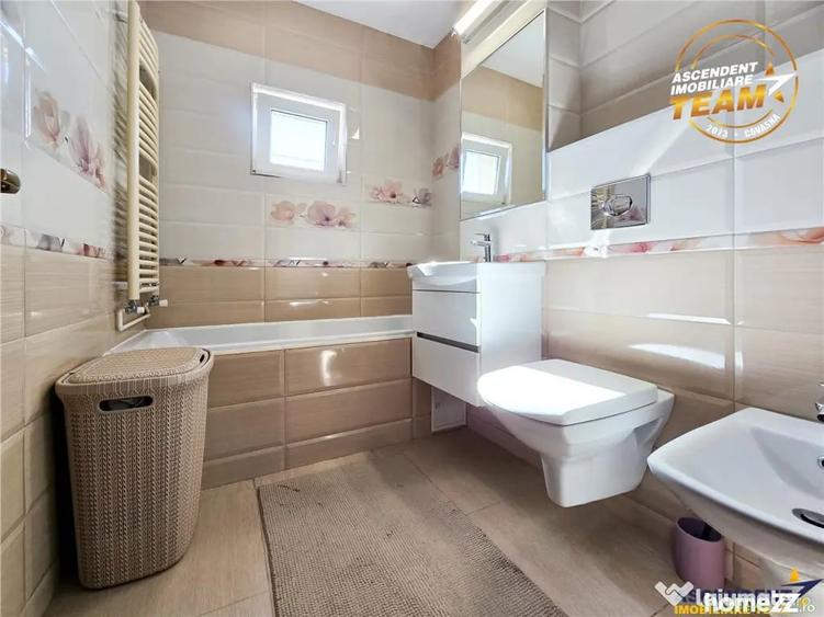 Apartament cu 4 camere decomandat în Central