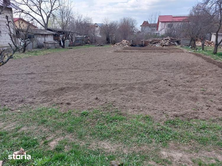 Teren de 650 mp, în Priseaca
