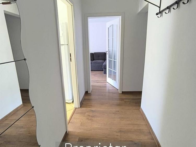 Apartament cu 4 camere decomandat în Sud
