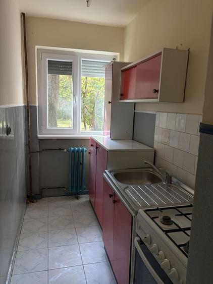 Apartament cu 2 camere decomandat în Exterior Vest