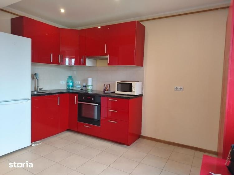 Apartament cu 2 camere semidecomandat în Republicii