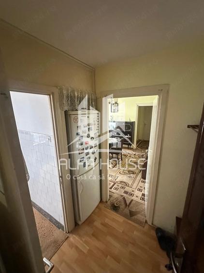 Apartament cu 2 camere semidecomandat în Govândari