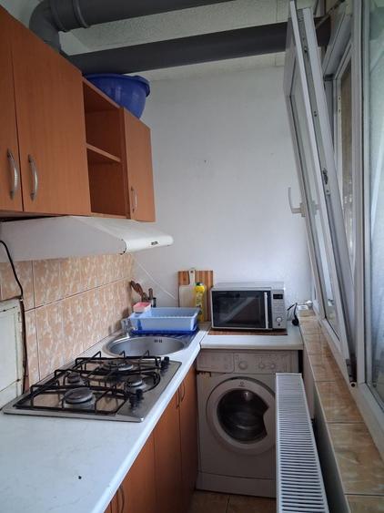 Apartament cu 2 camere decomandat în Palazu Mare