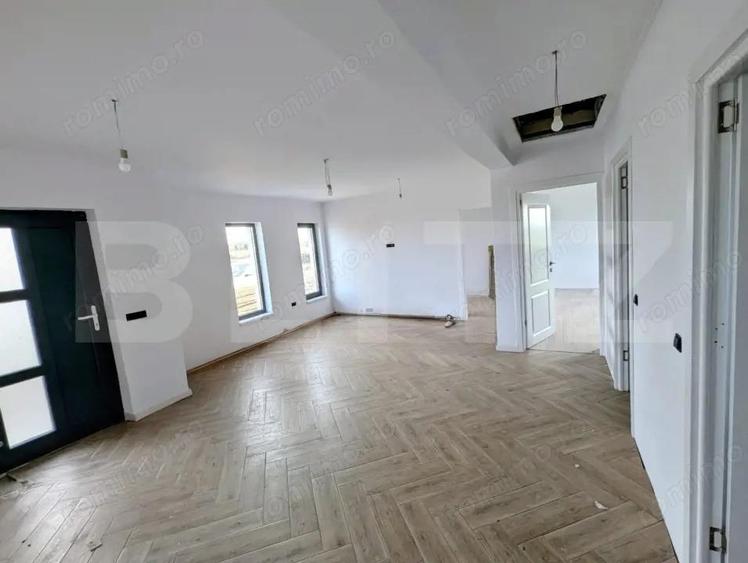 Casă cu 4 camere cu Teren 275 Mp în Vorovești
