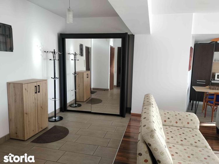 Apartament cu 2 camere în Plopilor